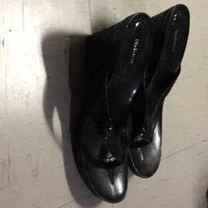 Pre owned women’s heels